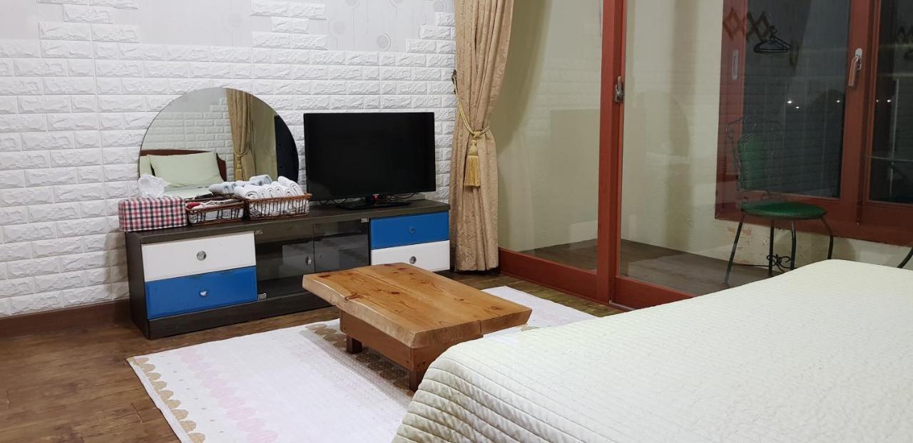 Jun House Hostel Τζέτζου Εξωτερικό φωτογραφία
